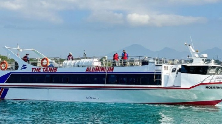 The Tanis Fast Boat BN-GT